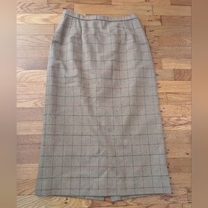 Vintage Pendleton 100% Virgin Wool Tan Plaid  Pencil Skirt Petite
